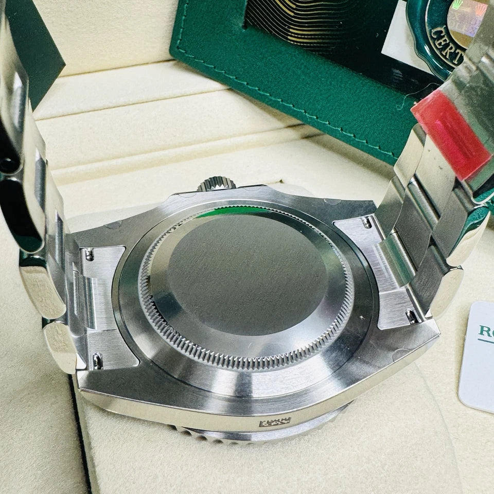 NEW UNWORN 2025 Rolex Submariner Date 41mm – Ref. 126610LN – Black Dial & Black Ceramic Bezel – Factory Stickers – Complete Set