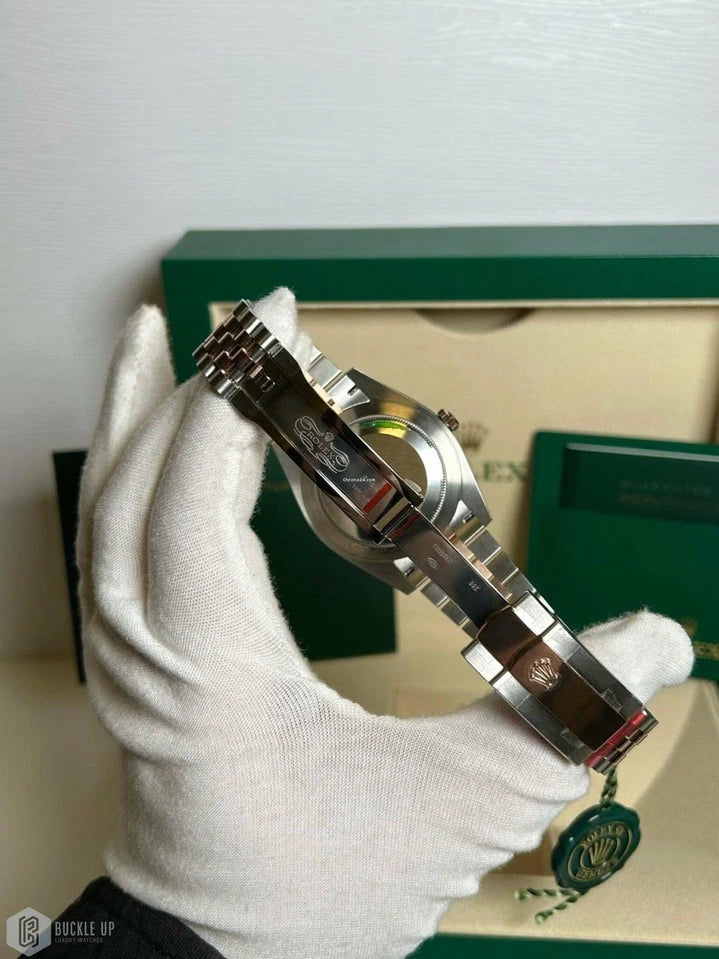 2025 Rolex Datejust 41mm Ref. 126331 – Brown Dial – Fluted Bezel – Jubilee